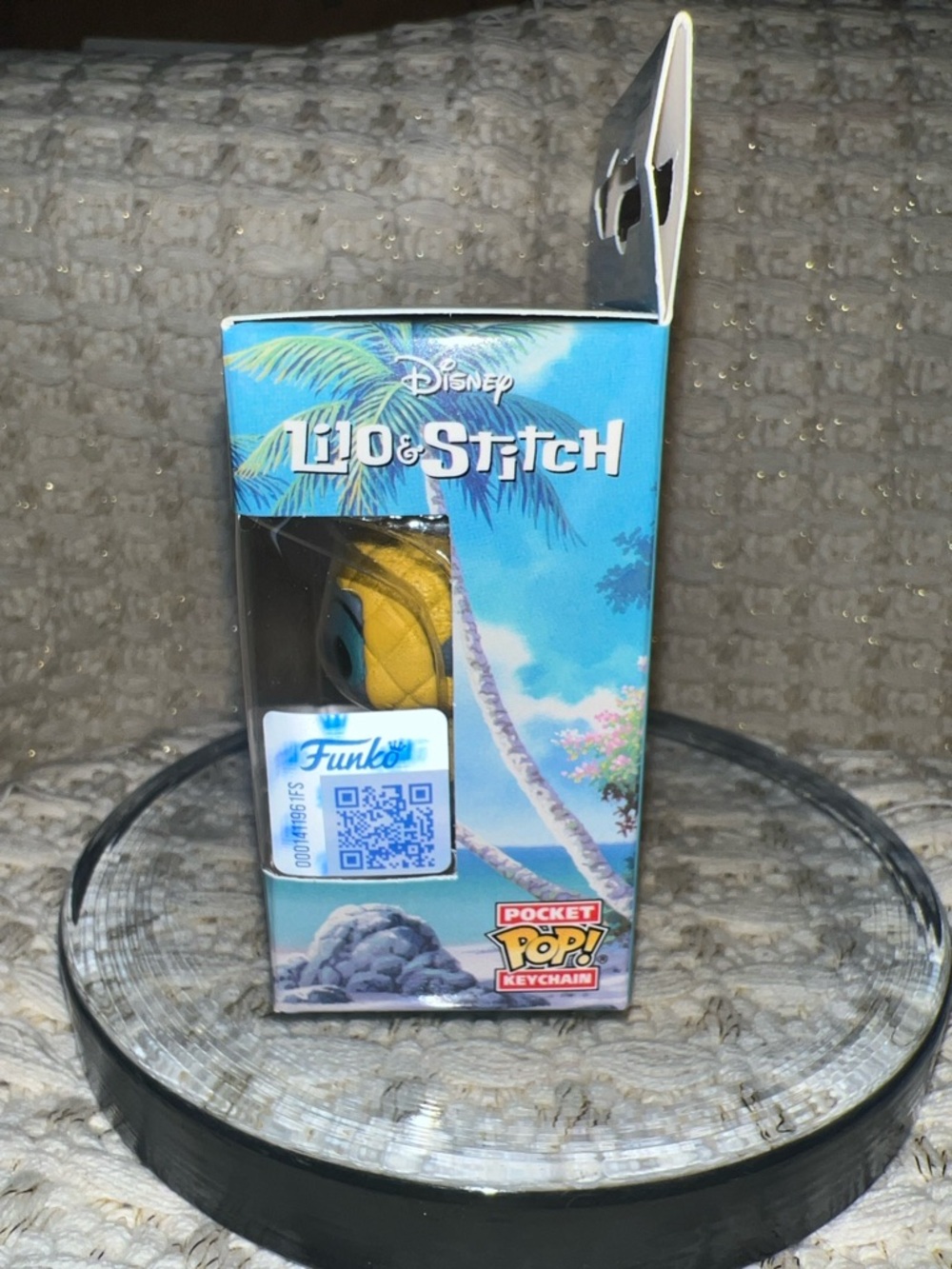 NWT Funko Pop! Keychain Disney Stitch As Pineapple Pocket Pop Lilo & Stitch - Picture 4 of 8